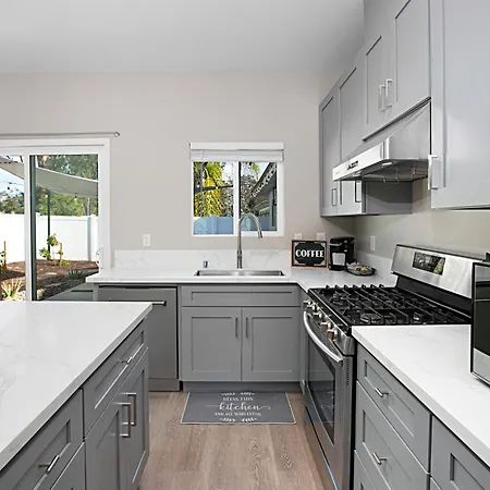 Family Friendly Newly Built San Diego Home!